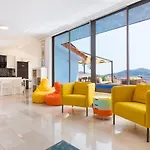 Tiki Kaş